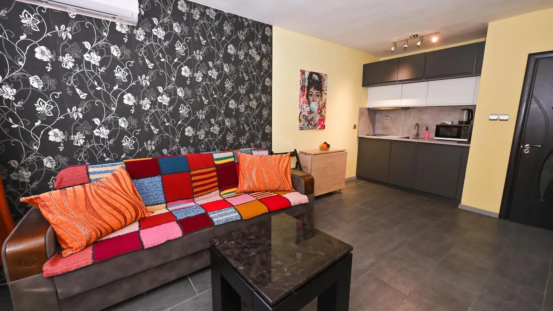 Eli Apartment Burgas